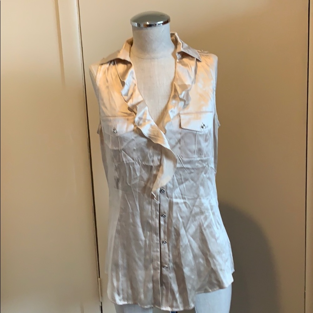 WHBM beige satin sleeveless blouse med with ruffle